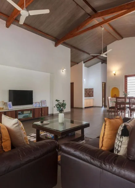 vacation rental villa beachfront in alibaug